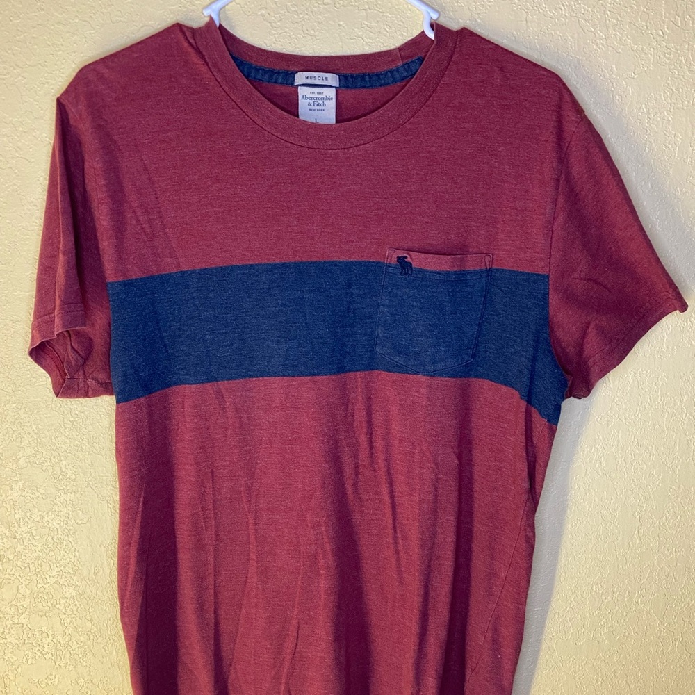 ABERCROMBIE & FITCH Men’s Casual Striped Pocket Tee
